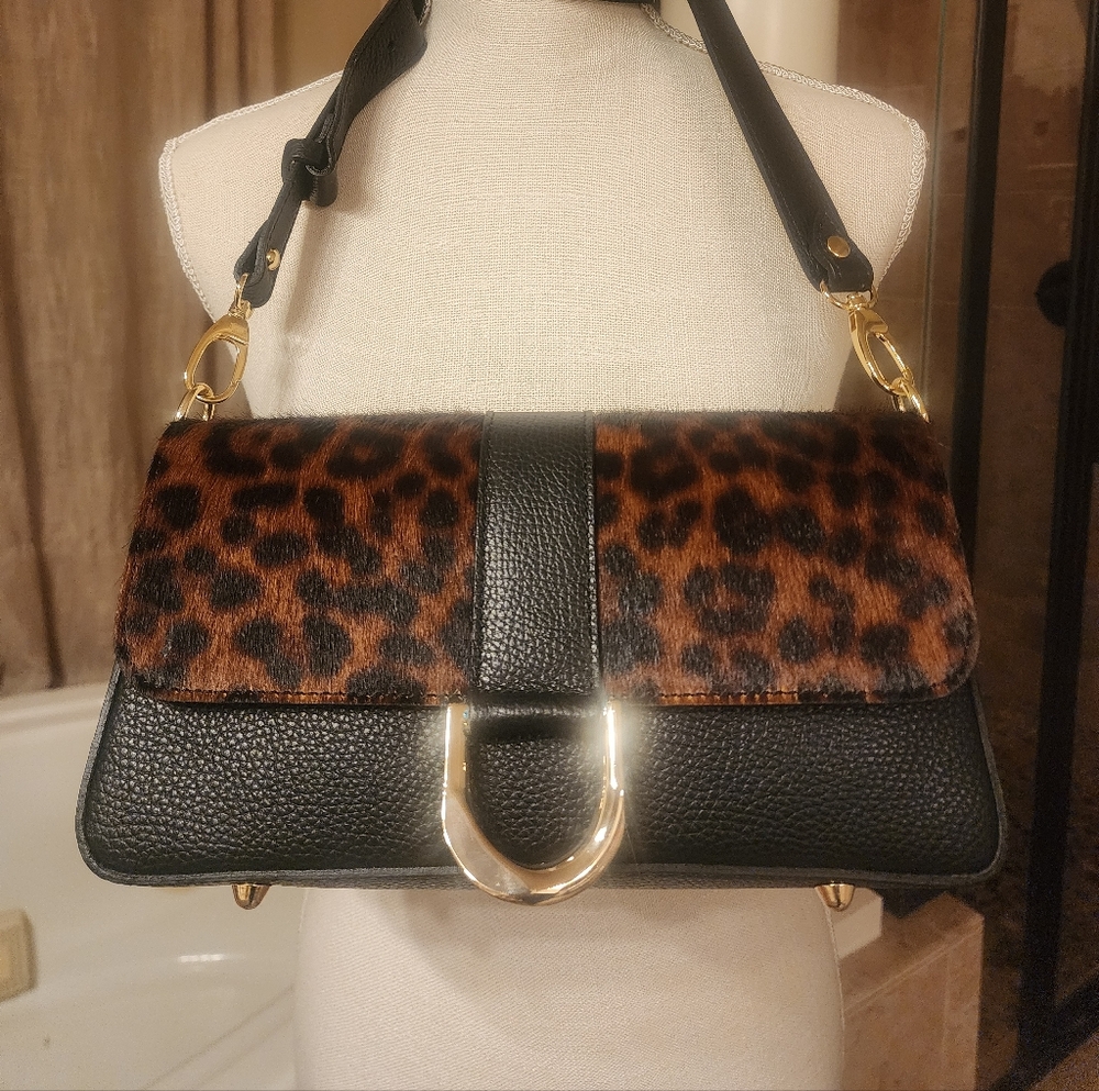 Elegant Black Crossbody Bag